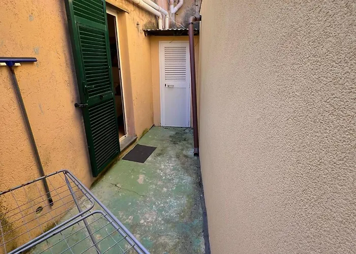 Piano Terra Retro Lejlighed Varigotti